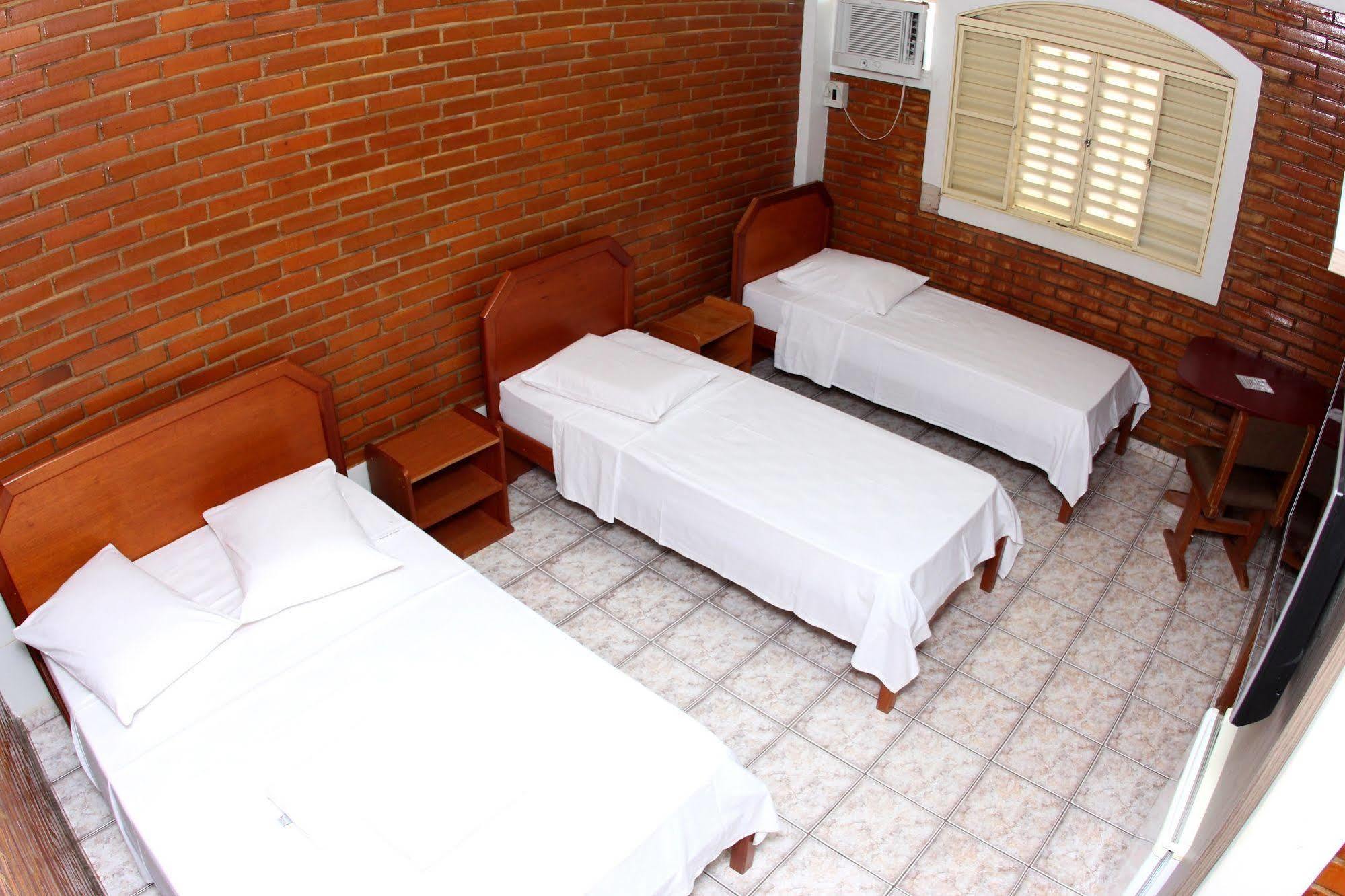 Pousada Recanto Das Caldas Caldas Novas Exterior photo
